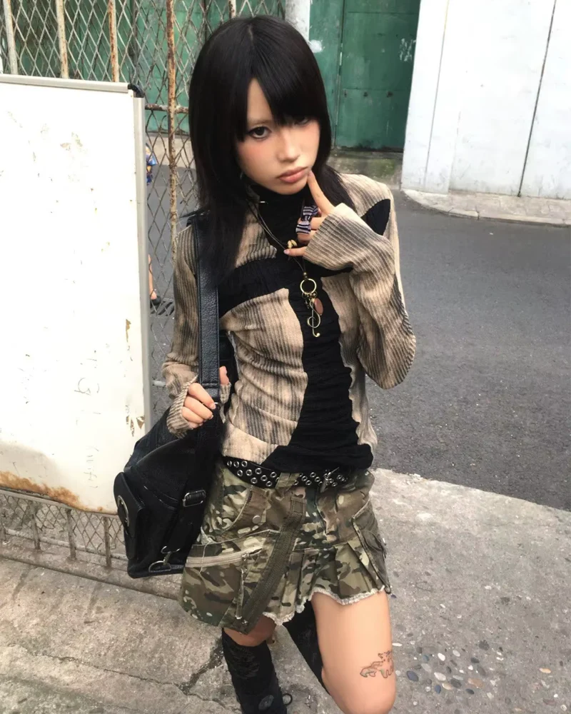 Y2Kクロストップ - Y2K WEAR