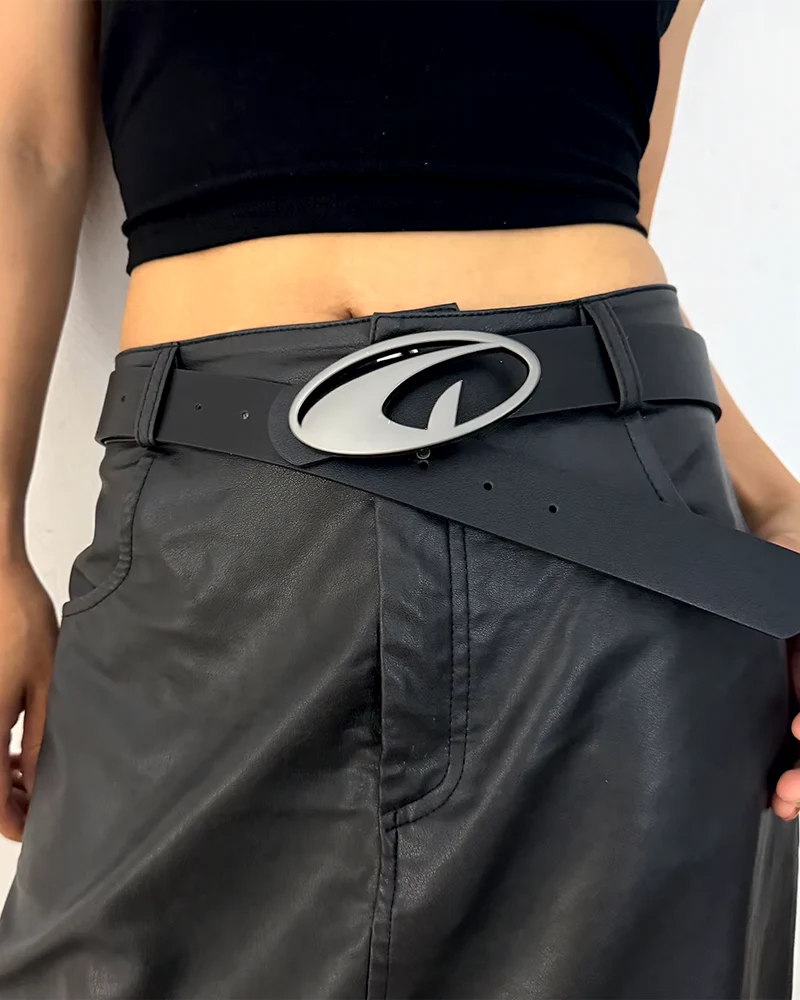 ブラックY2Kベルト - Y2K WEAR