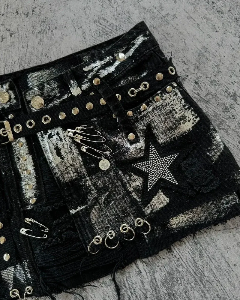 Y2Kブラックミニスカート - Y2K WEAR